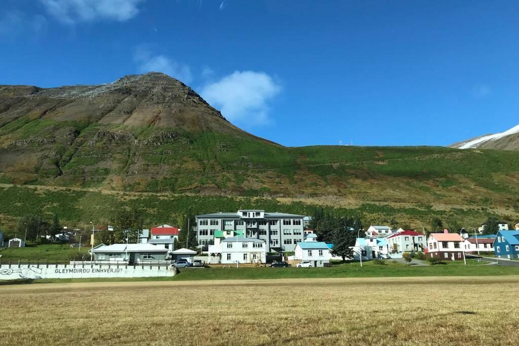 House With A Warm Soul In North Iceland Siglufjordur Luaran gambar